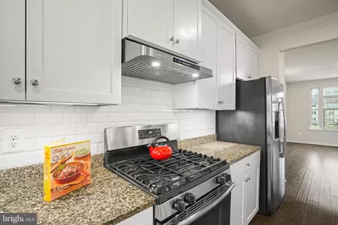 Kitchen - 2829 Fredericksburg Rd, Hanover, MD 21076 photo 4 of 4