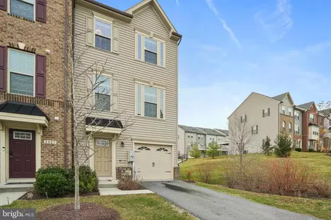 Exterior - 2829 Fredericksburg Rd, Hanover, MD 21076 photo 2 of 10