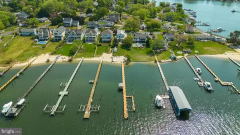 View/Area - 3728 Bay Dr, Edgewater, MD 21037 photo 8 of 9