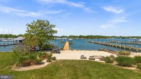 View/Area - 3728 Bay Dr, Edgewater, MD 21037 photo 3 of 9