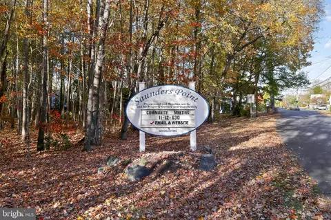 View/Area - 1571 Lane Dr, Edgewater, MD 21037 photo 1 of 5