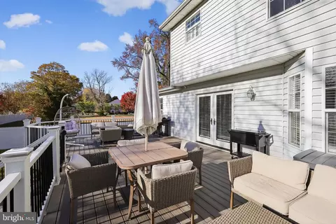 Exterior - 1571 Lane Dr, Edgewater, MD 21037 photo 7 of 10