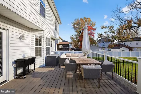 Exterior - 1571 Lane Dr, Edgewater, MD 21037 photo 6 of 10