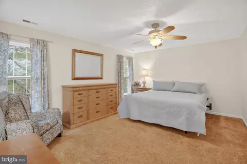 206 Eisenhower Ct, Odenton, MD 21113 photo 12