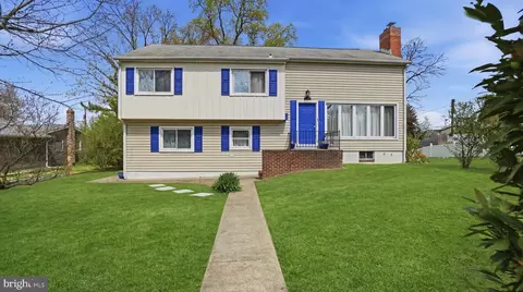 206 Mountain Rd, Linthicum Heights, MD 21090