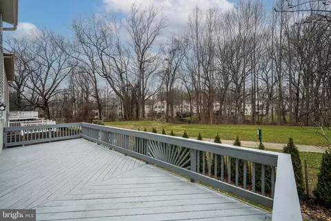 Exterior - 2444 Hightee Ct, Crofton, MD 21114 photo 14 of 17
