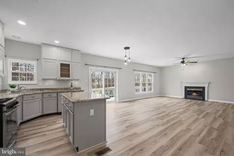 Living - 2444 Hightee Ct, Crofton, MD 21114 photo 1 of 5