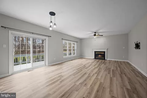 Living - 2444 Hightee Ct, Crofton, MD 21114 photo 2 of 5