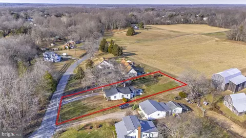 5369 Ed Prout Rd, Lothian, MD 20711 photo 3