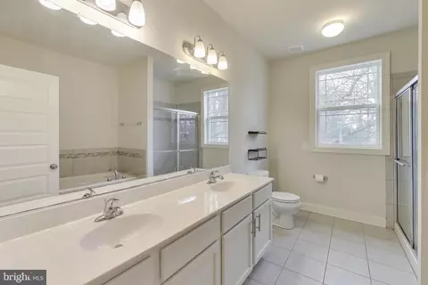 Entry Way - 8079 Armiger Dr, Pasadena, MD 21122 photo 4 of 5
