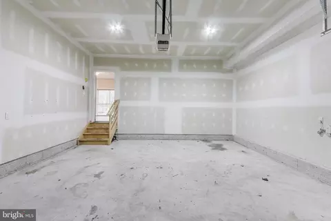 Entry Way - 8079 Armiger Dr, Pasadena, MD 21122 photo 5 of 5