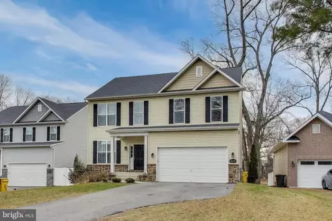 Exterior - 8079 Armiger Dr, Pasadena, MD 21122 photo 2 of 4