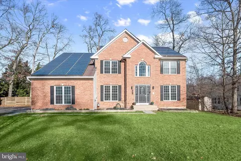 1812 Disney Estates Cir, Severn, MD 21144