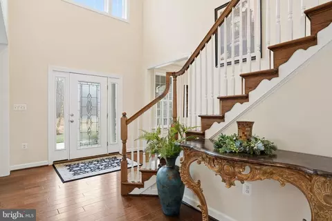 Entry Way - 3410 Pocahontas Dr, Edgewater, MD 21037 photo 2 of 8