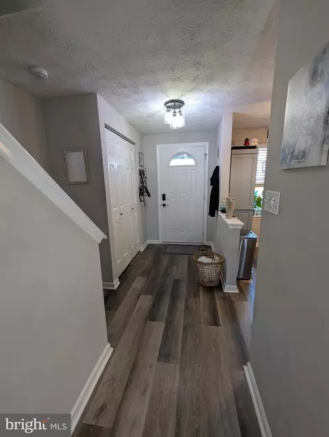 Entry Way - 3639 Handel Ct #75, Pasadena, MD 21122 photo 1 of 3