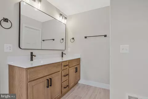 Bath - 443 Birch Dr, Edgewater, MD 21037 photo 2 of 2