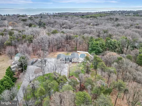 View/Area - 7715 Paradise Beach Rd, Pasadena, MD 21122 photo 6 of 6