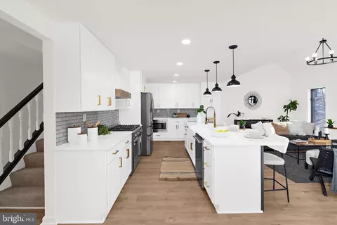 Kitchen - 1439 Dicus Mill Rd, Severn, MD 21144 photo 1 of 2