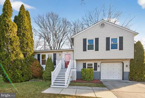 7901 Delmont Station Rd, Severn, MD 21144