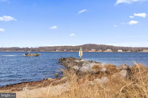 View/Area - 876 Shore Acres Rd, Arnold, MD 21012 photo 8 of 8