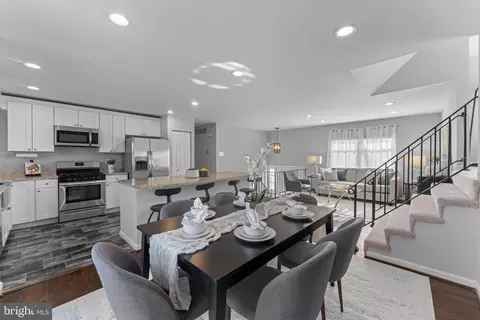Dining - 876 Shore Acres Rd, Arnold, MD 21012 photo 1 of 2