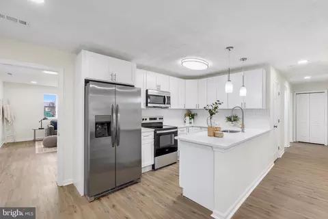 723 Cotter Rd, Glen Burnie, MD 21060