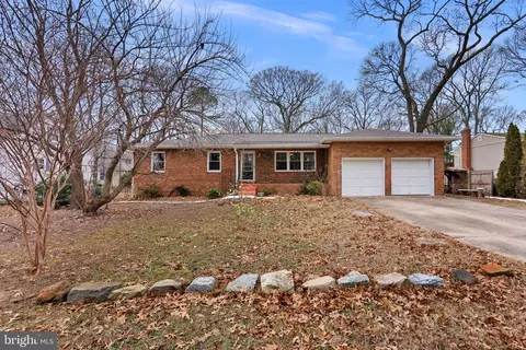 207 Oak Ave, Severna Park, MD 21146