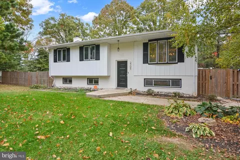 Exterior - 2709 Parkview Dr, Riva, MD 21140 photo 3 of 13