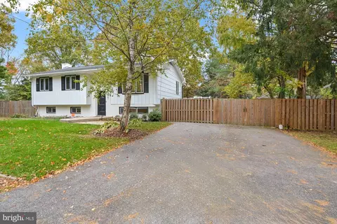 2709 Parkview Dr, Riva, MD 21140