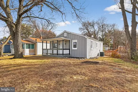 Exterior - 917 Reece Rd, Severn, MD 21144 photo 6 of 7