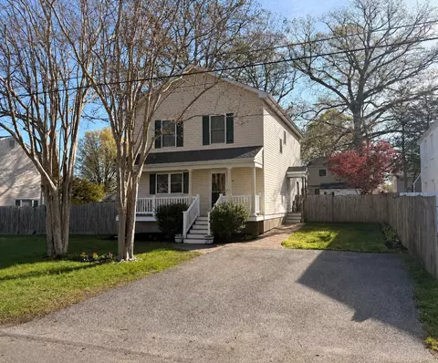 1635 Fairhill Dr, Edgewater, MD 21037