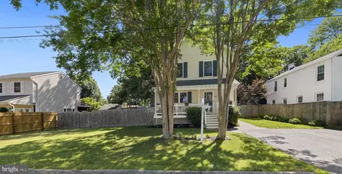 1635 Fairhill Dr, Edgewater, MD 21037