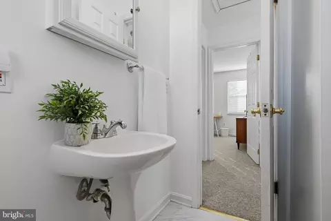 Entry Way - 1707 Millstone Dr, Edgewater, MD 21037 photo 4 of 4