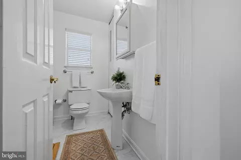 Bath - 1707 Millstone Dr, Edgewater, MD 21037 photo 1 of 1