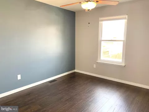 Bedroom - 808 207th St, Pasadena, MD 21122 photo 3 of 5