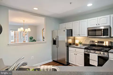 Kitchen - 1411 Peregrine Path, Arnold, MD 21012 photo 3 of 4
