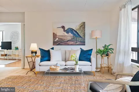 100 Severn Ave #206, Annapolis, MD 21403