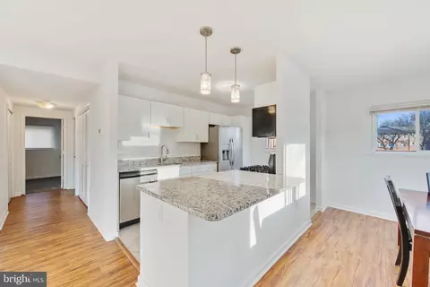 350 Gatewater Ct #A, Glen Burnie, MD 21060