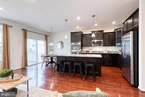 7951 Silver Oak Rd, Hanover, MD 21076 photo 17