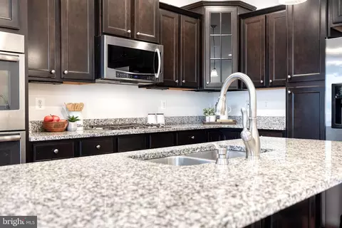 7951 Silver Oak Rd, Hanover, MD 21076 photo 23