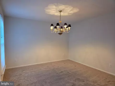 276 Southdale Ct, Dunkirk, MD 20754 photo 3