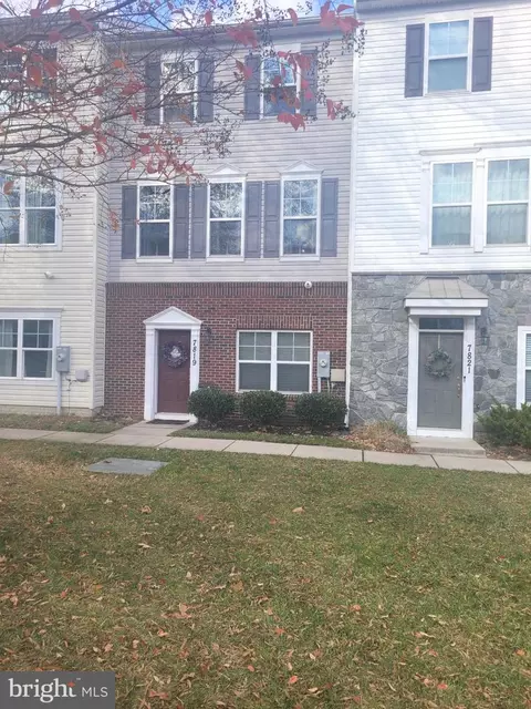7819 Five Oaks Ct, Glen Burnie, MD 21061