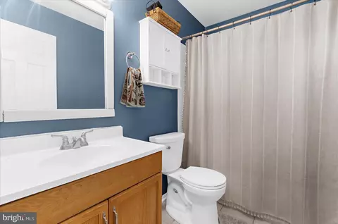 Bath - 2313 230th St, Pasadena, MD 21122 photo 1 of 2