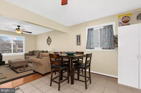 Dining - 2313 230th St, Pasadena, MD 21122 photo 1 of 1
