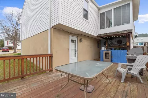 Exterior - 2313 230th St, Pasadena, MD 21122 photo 6 of 9
