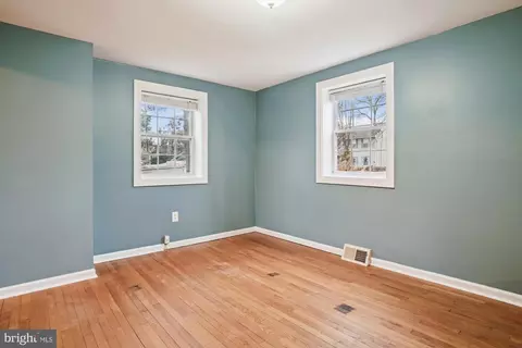 Bedroom - 1207 Hampton Rd, Annapolis, MD 21409 photo 1 of 15