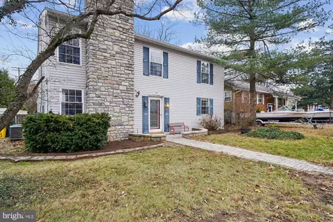 1207 Hampton Rd, Annapolis, MD 21409