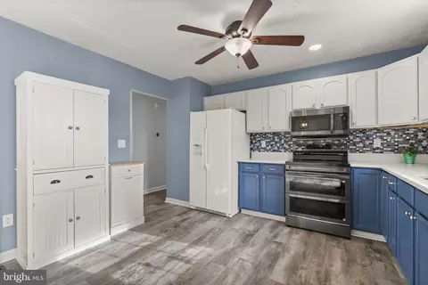 1821 Division Rd, Pasadena, MD 21122 photo 9
