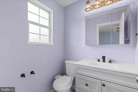 1821 Division Rd, Pasadena, MD 21122 photo 15