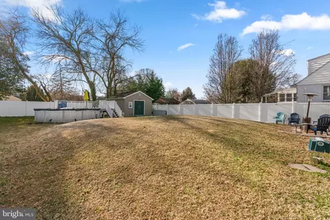 1821 Division Rd, Pasadena, MD 21122 photo 29